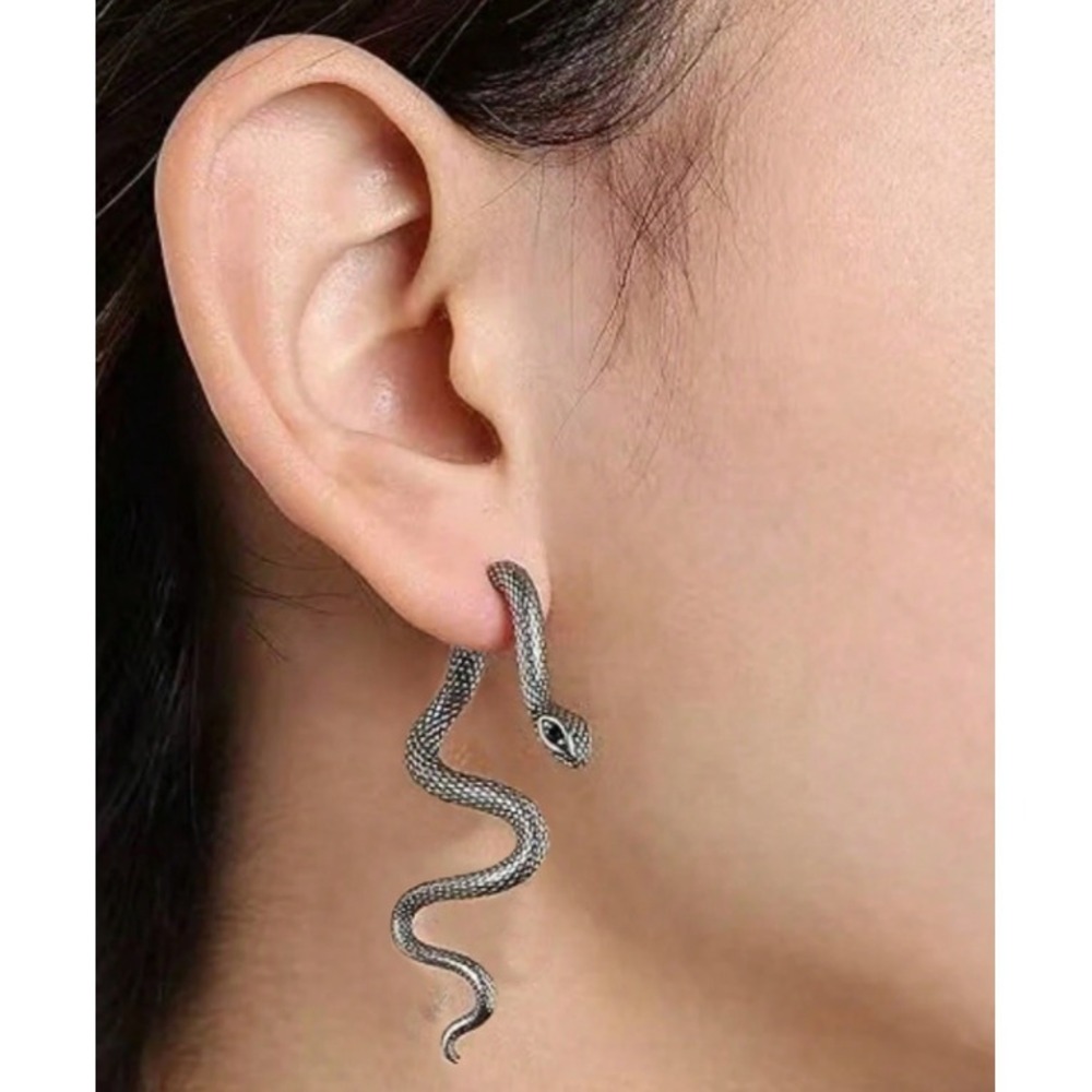 Snake‎ Stud Earrings Silver Tone Goth Punk Edgy Serpent Jewelry Gift New 2pc